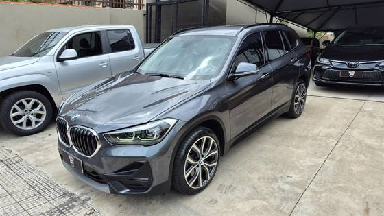 BMW X1 2.0 16V TURBO ACTIVEFLEX SDRIVE20I GP 4P AUTOMÁTICO BMW X1 2.0 16V TURBO ACTIVEFLEX SDRIVE20I GP 4P AUTOMÁTICO